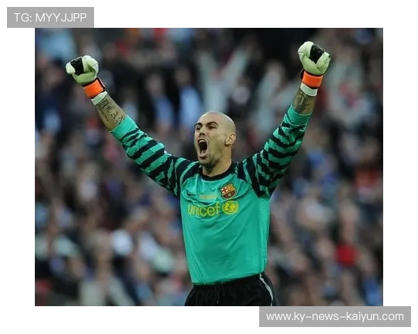 巴塞罗那在无球跑动中形成空档,短传结合更具穿透